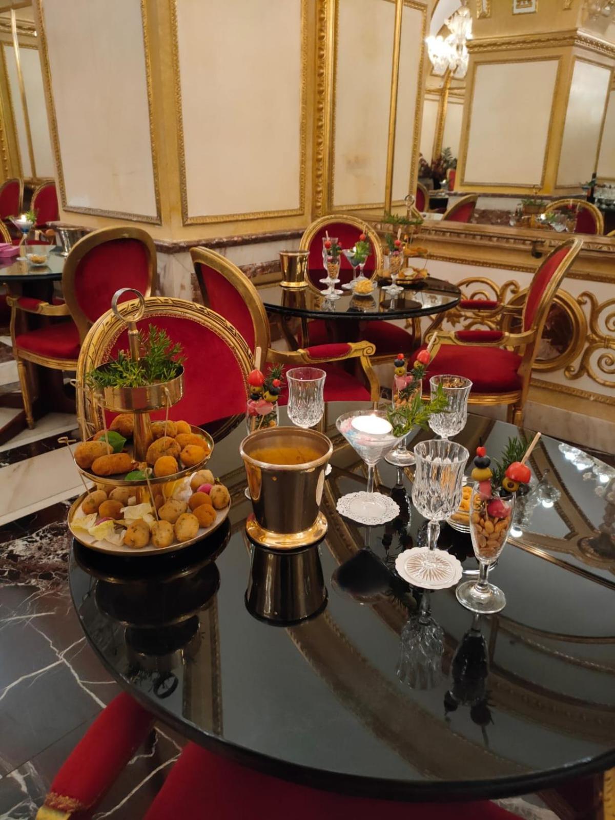 Hotel Des Epoques Рим Экстерьер фото