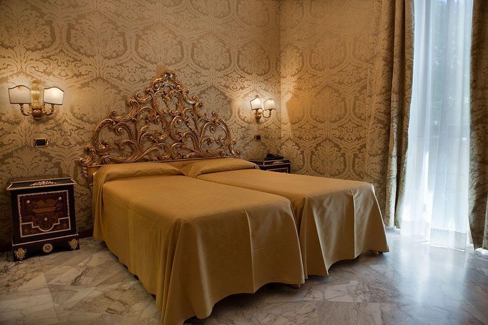 Hotel Des Epoques Рим Экстерьер фото